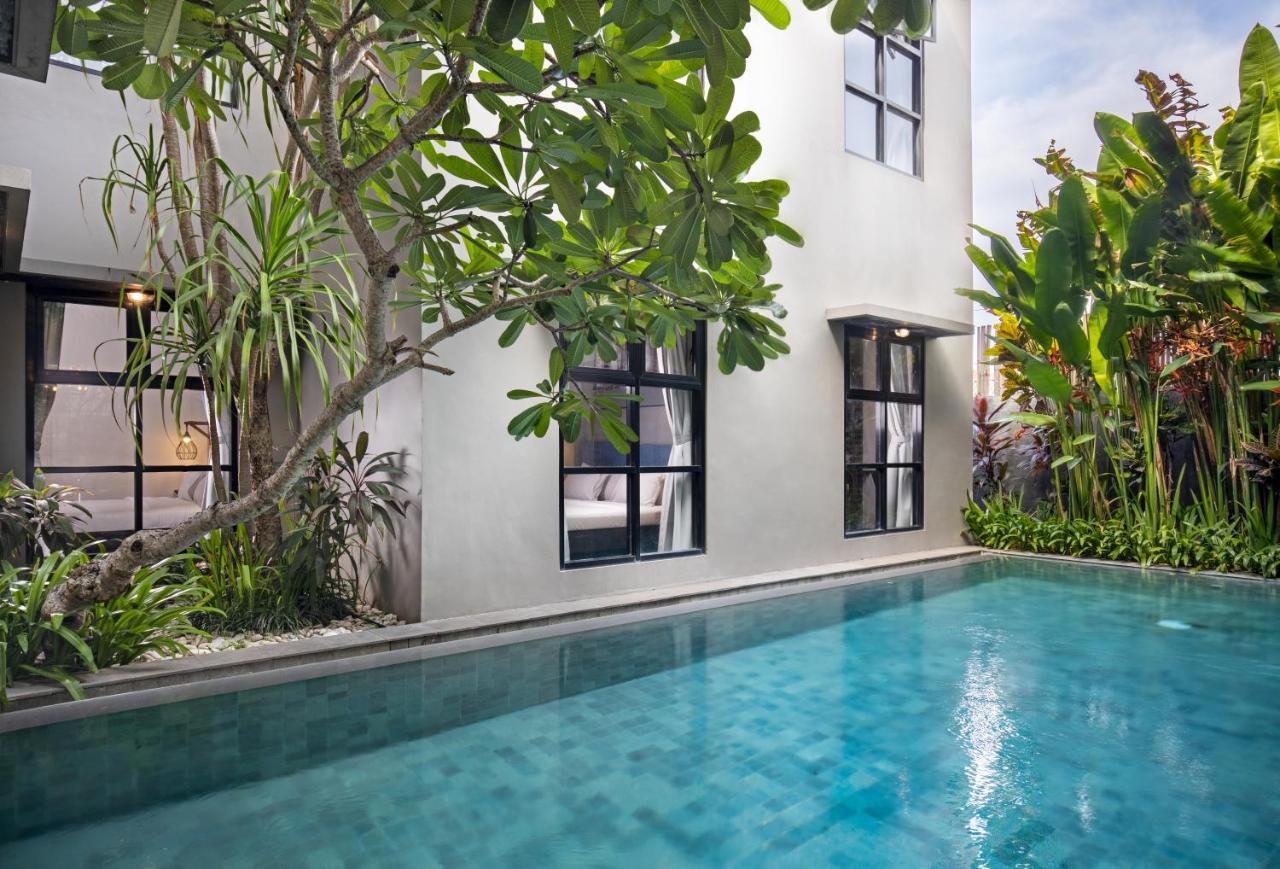 The Aswana Seminyak Hotel Exterior photo