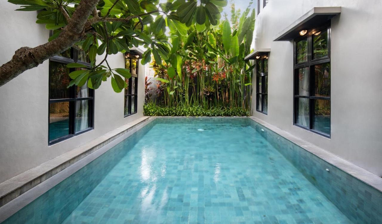 The Aswana Seminyak Hotel Exterior photo